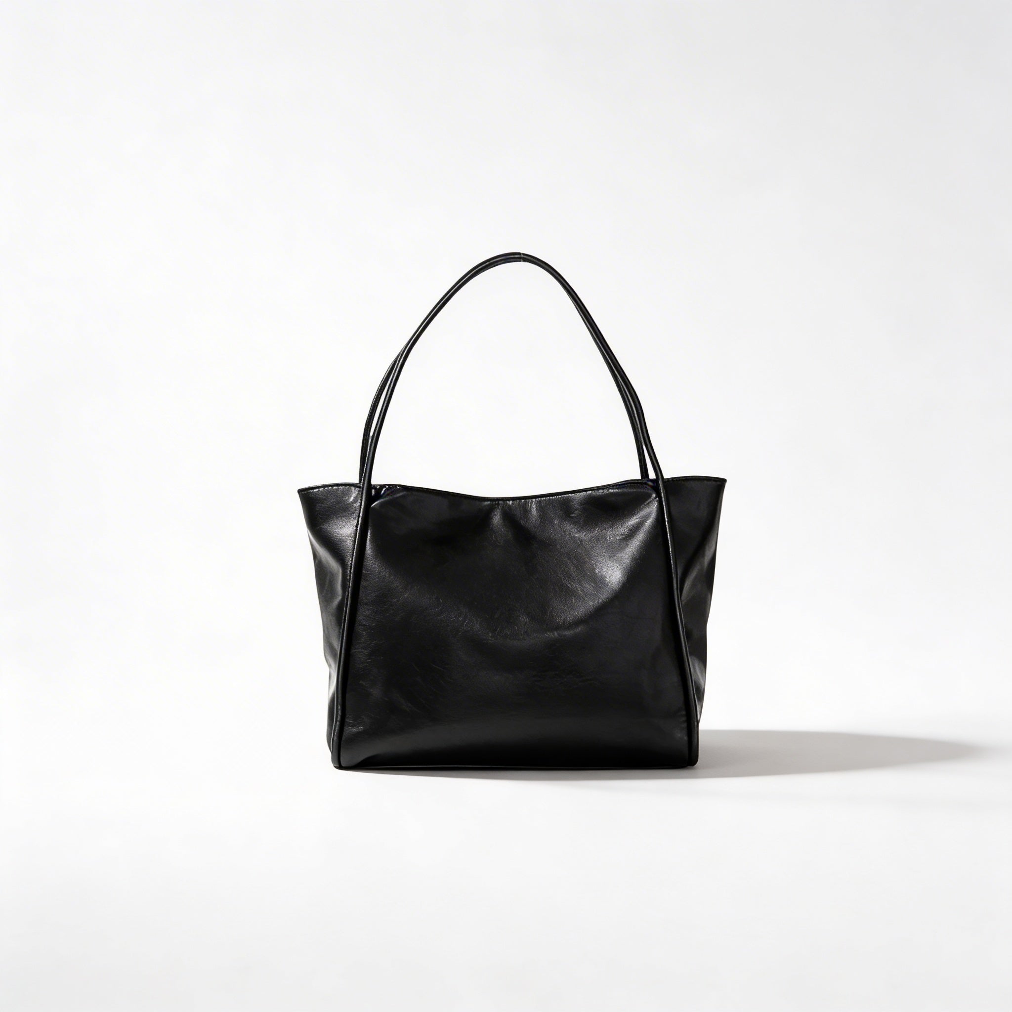 Annie | Women’s Tote Bag With Minimalist Silhouette And Long Handles | Modern