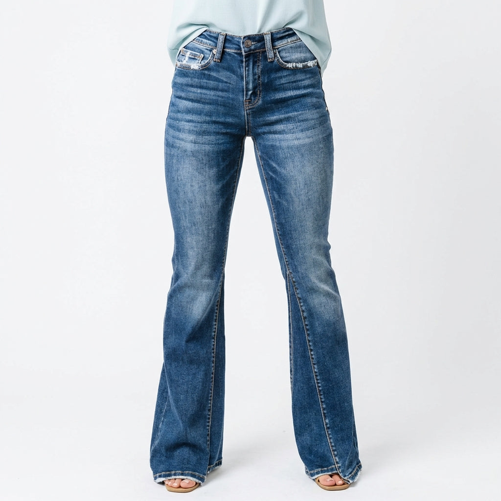 Ava | Women’s High Waist Jeans With Flared Leg Silhouette And Classic Fit | Chic