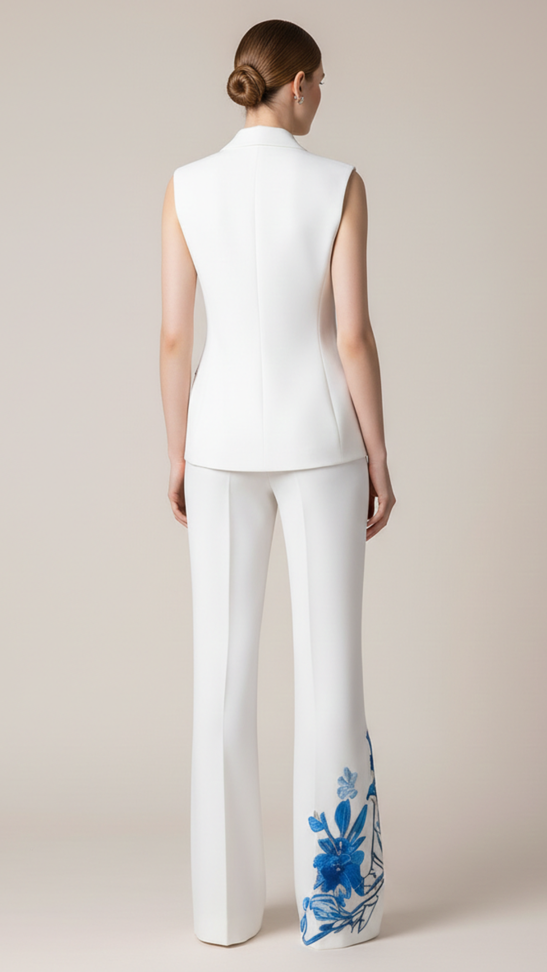 Elara | Women’s Floral Set With Sleeveless Blazer And Trousers Set