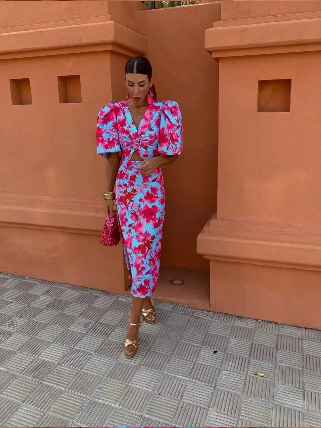 Emma | Women's Cocktail Dress With Puff Sleeves And V-Neckline