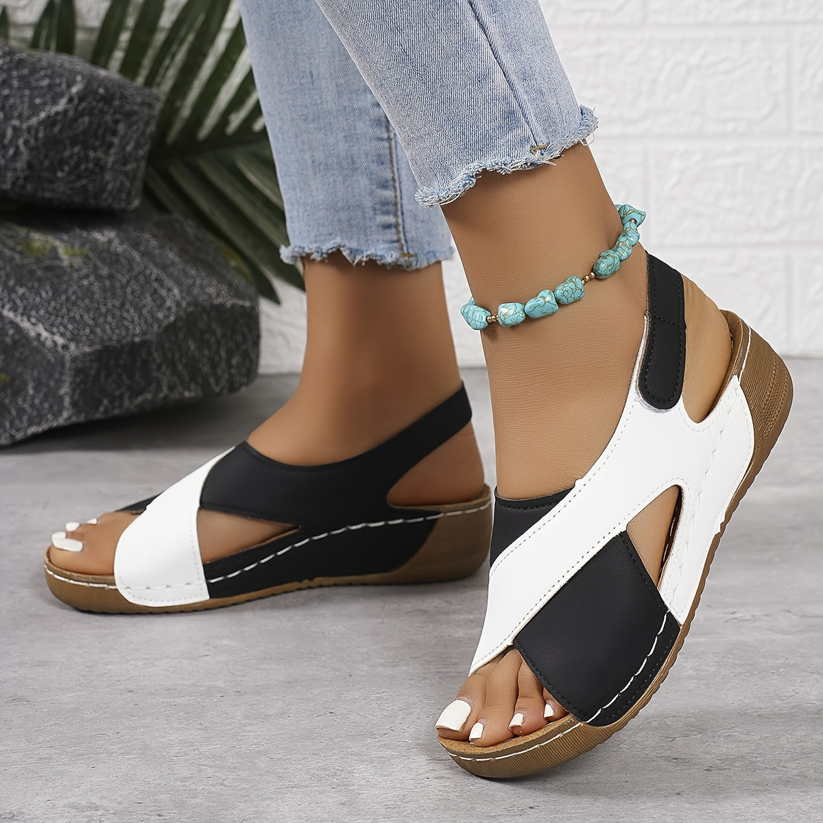 Emma | Women’s Sandals With Two-Tone Straps And Cushioned Wedge | Comfort