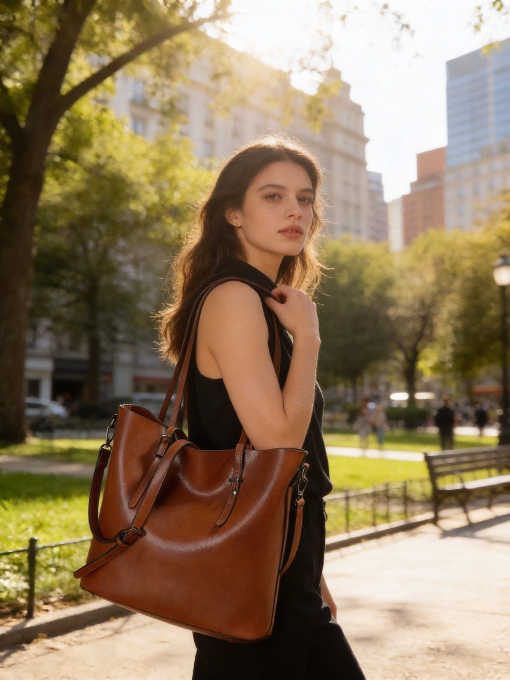 Isla | Women’s Crossbody Bag With Adjustable Strap And Buckle Details | Timeless