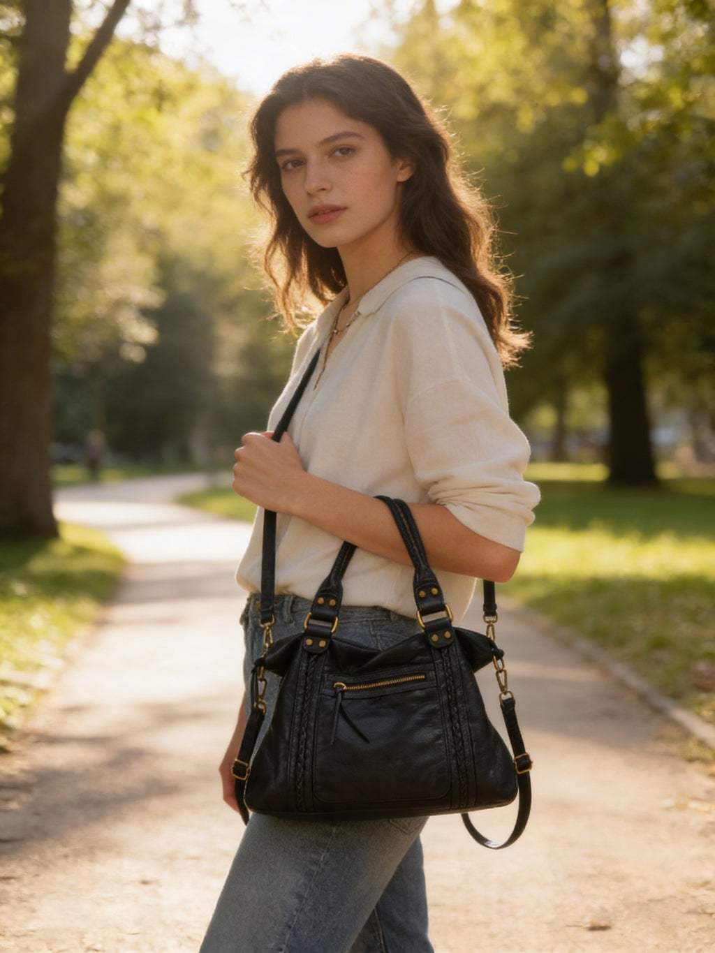 Lily | Women’s Tote Bag With Minimalist Silhouette And Long Handles | Modern