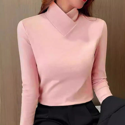 Lily | Elegant Turtleneck Fit