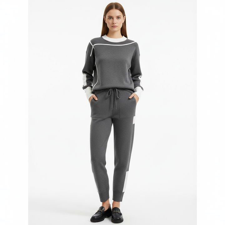 Olivia | Women's Sweater Pants Set With High Neck And Pleated Pants | Chic