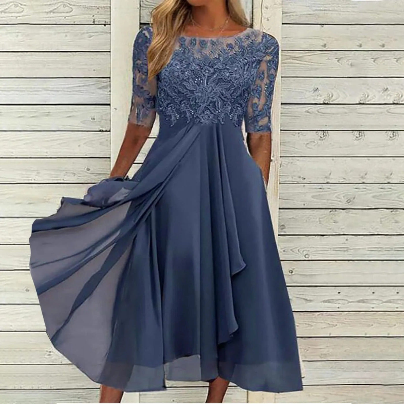 Taryn - Elegant Lace Midi Dress