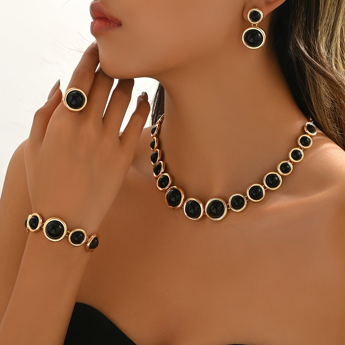 Retro 4-Piece Jewelry Set